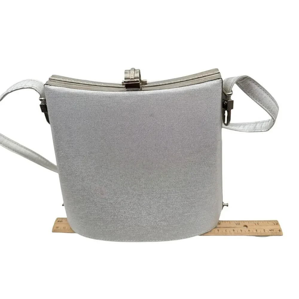 Vintage Metallic Silver Hard Shell Shoulder/Crossbody Bag Adjustable Strap EUC‎